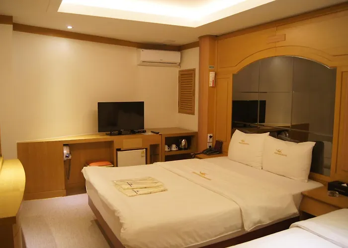 Princess Hotel 2*